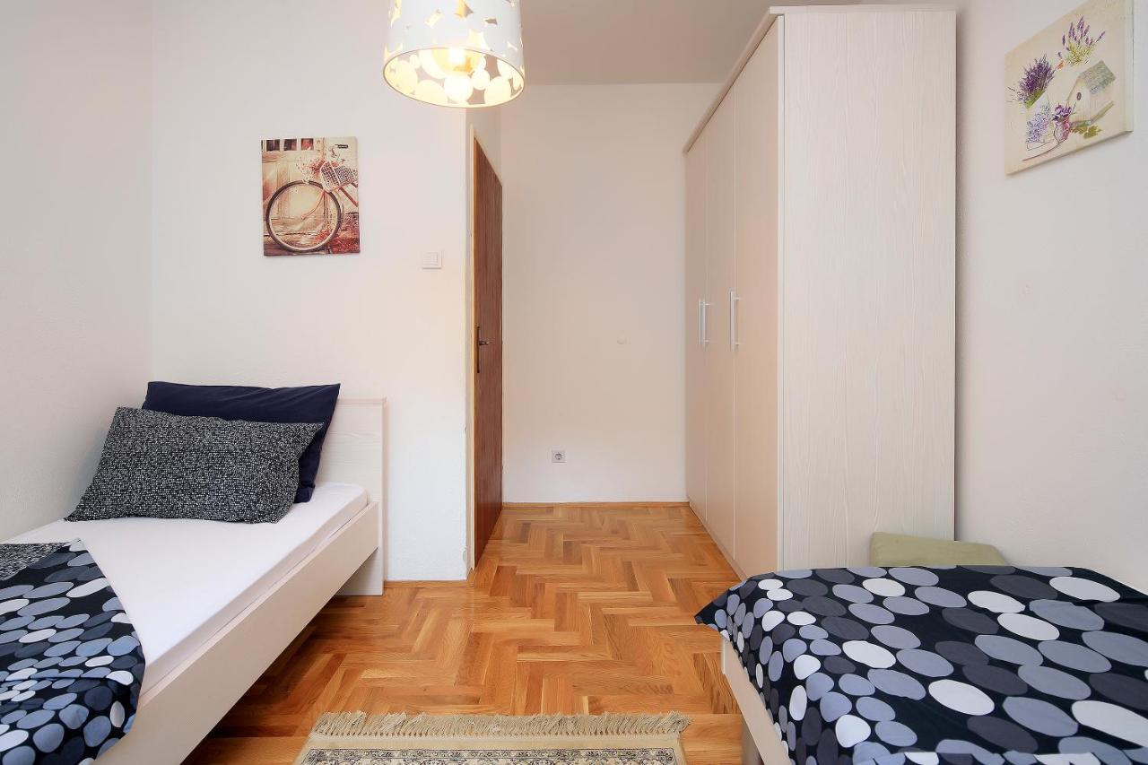 Apartment Vincent With Beautiful Sea View Terrace Klenovica Eksteriør billede
